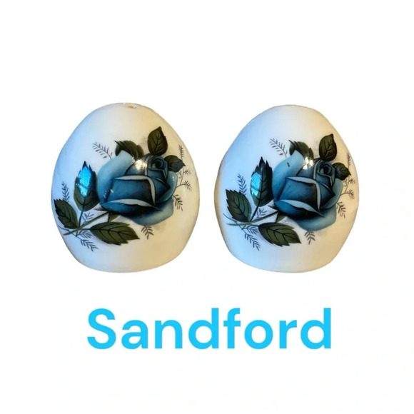 🪻 Sandford fine bone china sal and pepper shakers 🪻 - Picture 1 of 5